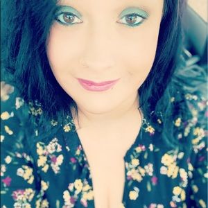 Meet your Posher, Beth